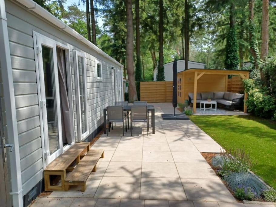 Boshuis Met Grote Tuin I Met Zwembad Holiday home Hoenderloo